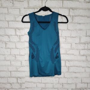 Fabletics open cut out design athletic tank